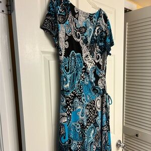 JM Collection Black and Blue Paisley Dress